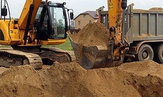 Выкопать яму экскаватором в Усть-Лабинске от 920 руб. - 2Землекопа-Улб